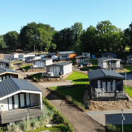 Ostseecamp Duenenglueck 펜션 *